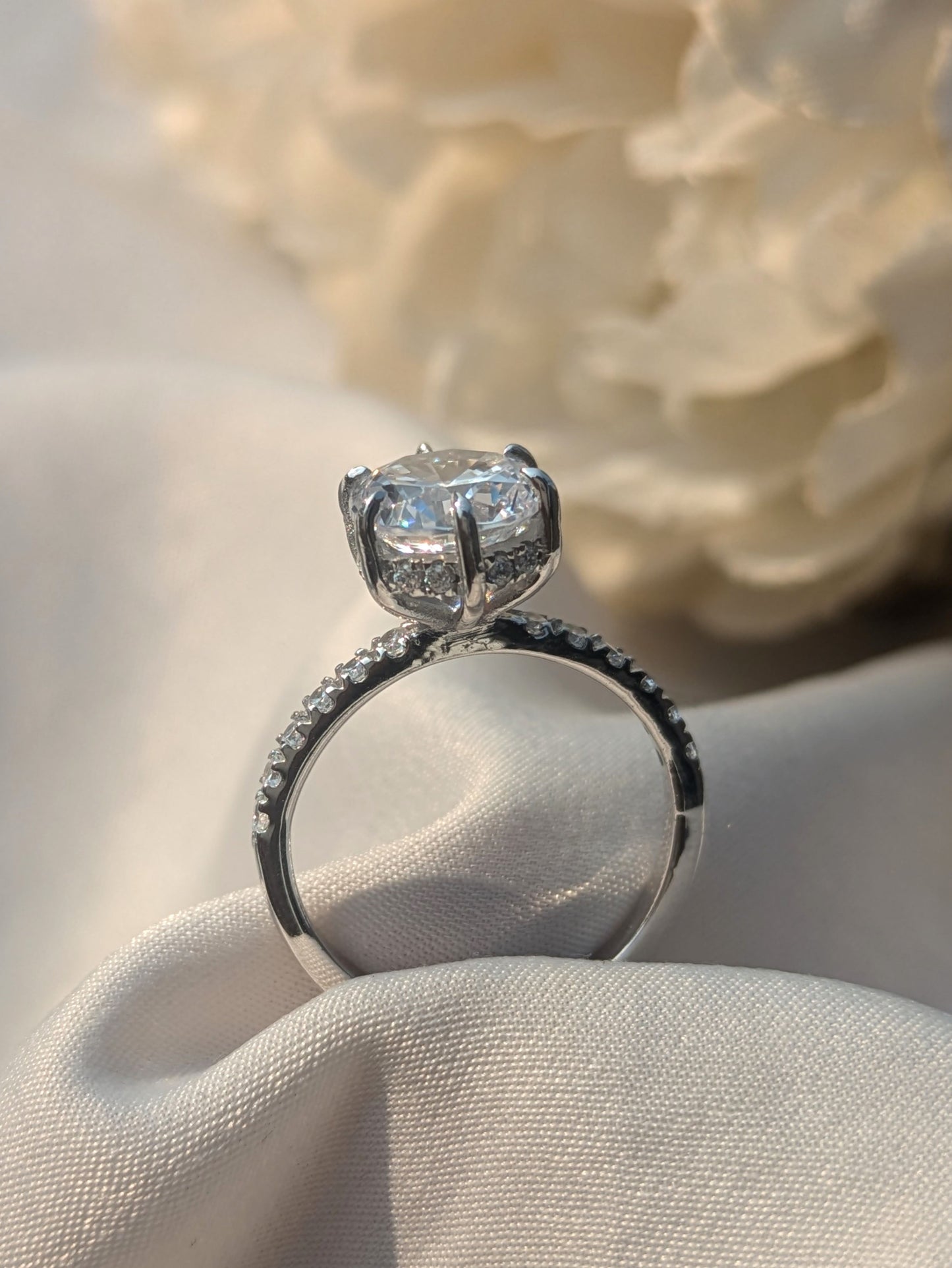 Blossom Round Solitaire Silver Ring