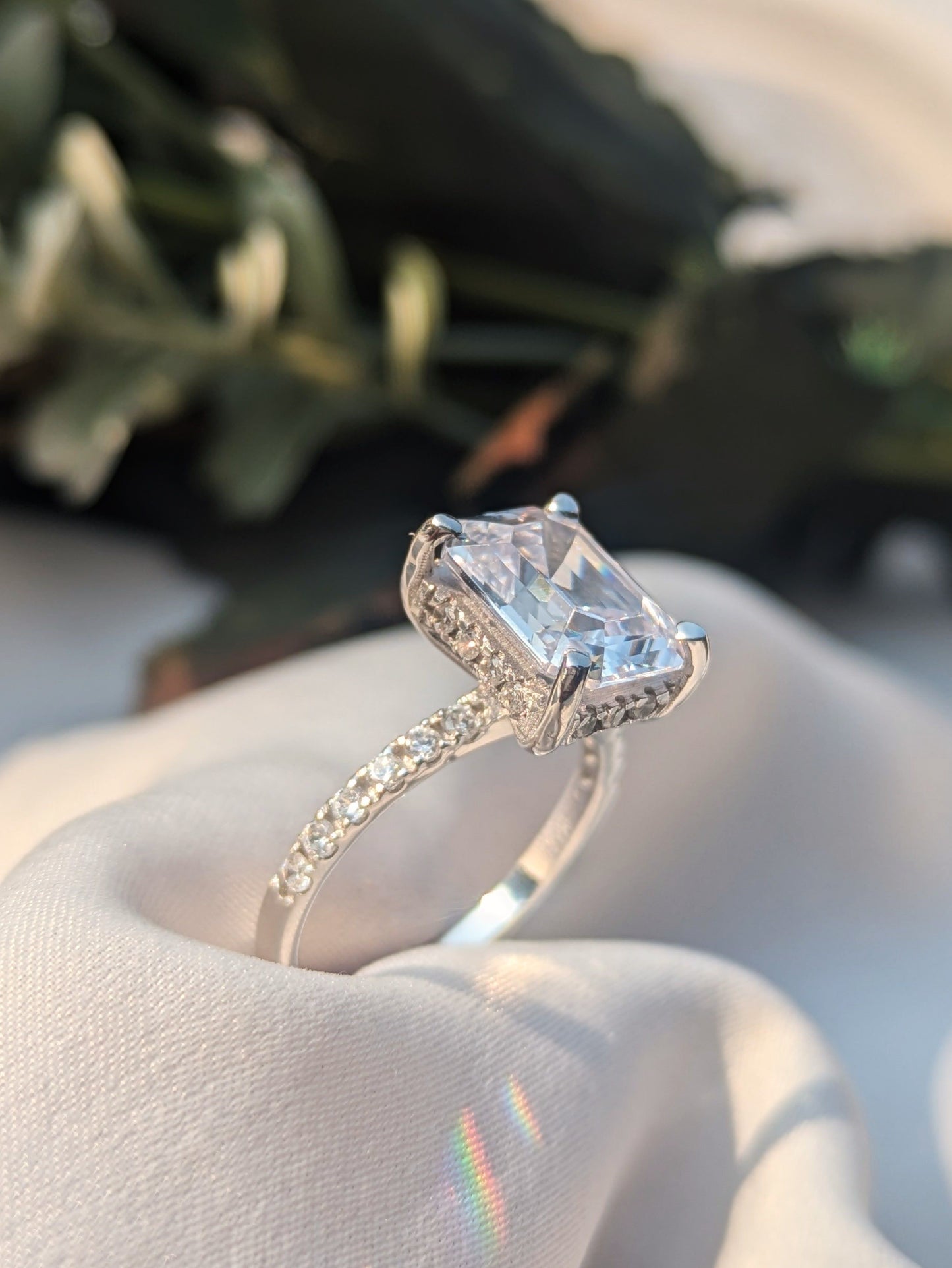 Lara Emerald Solitaire Silver Ring