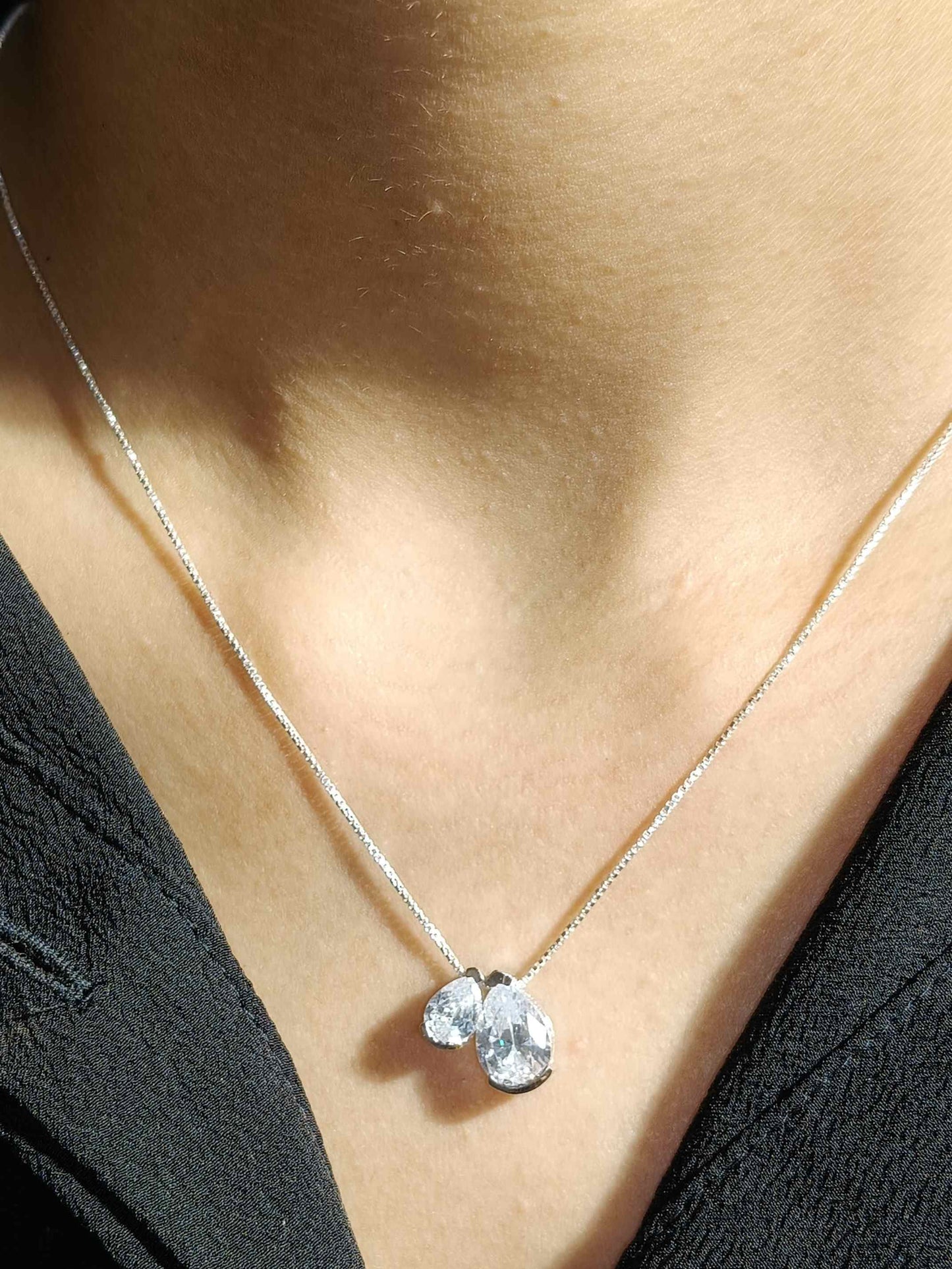 White Pear Toi Et Moi Silver Pendant