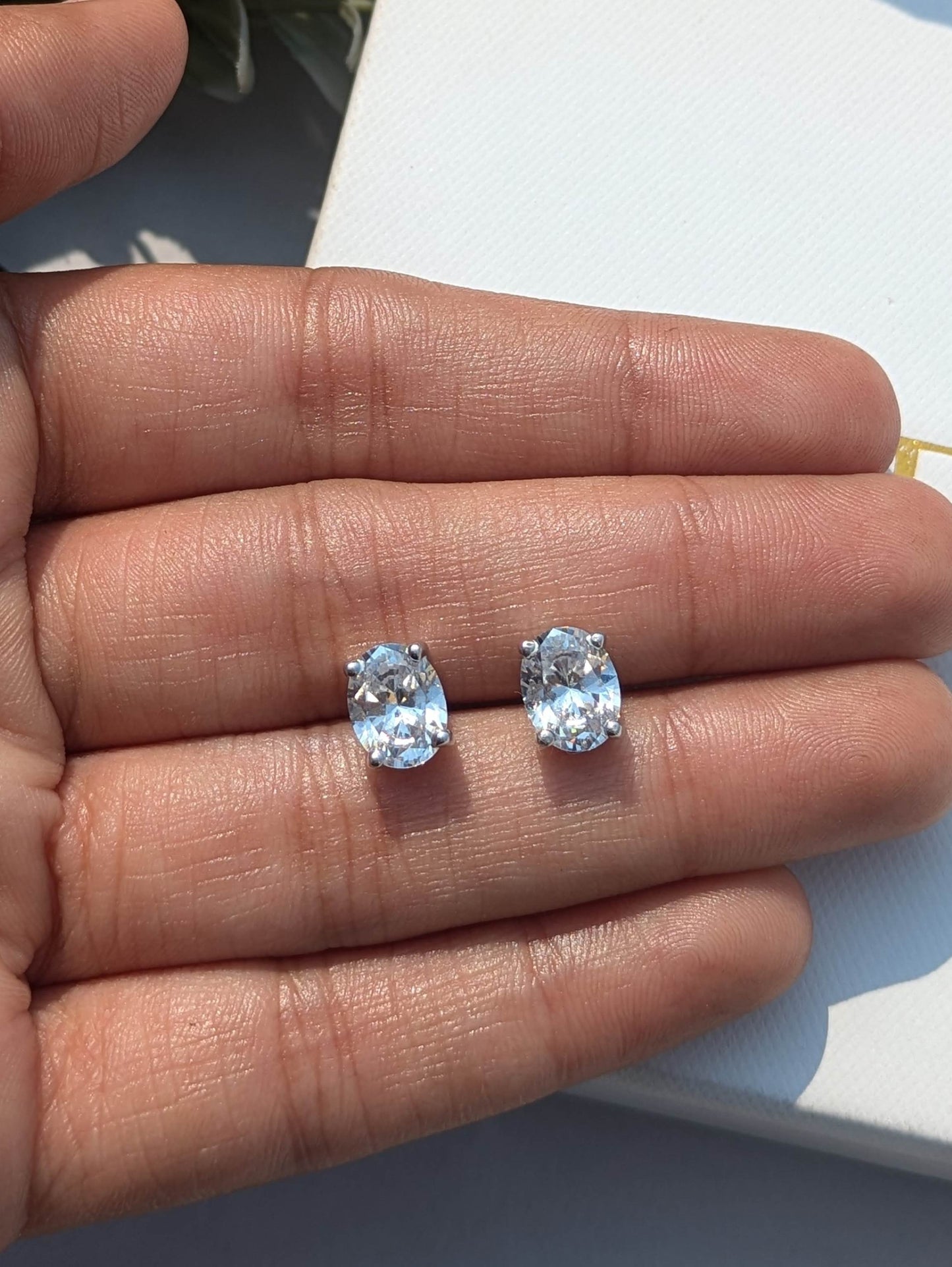 Oval Stud Silver Earring