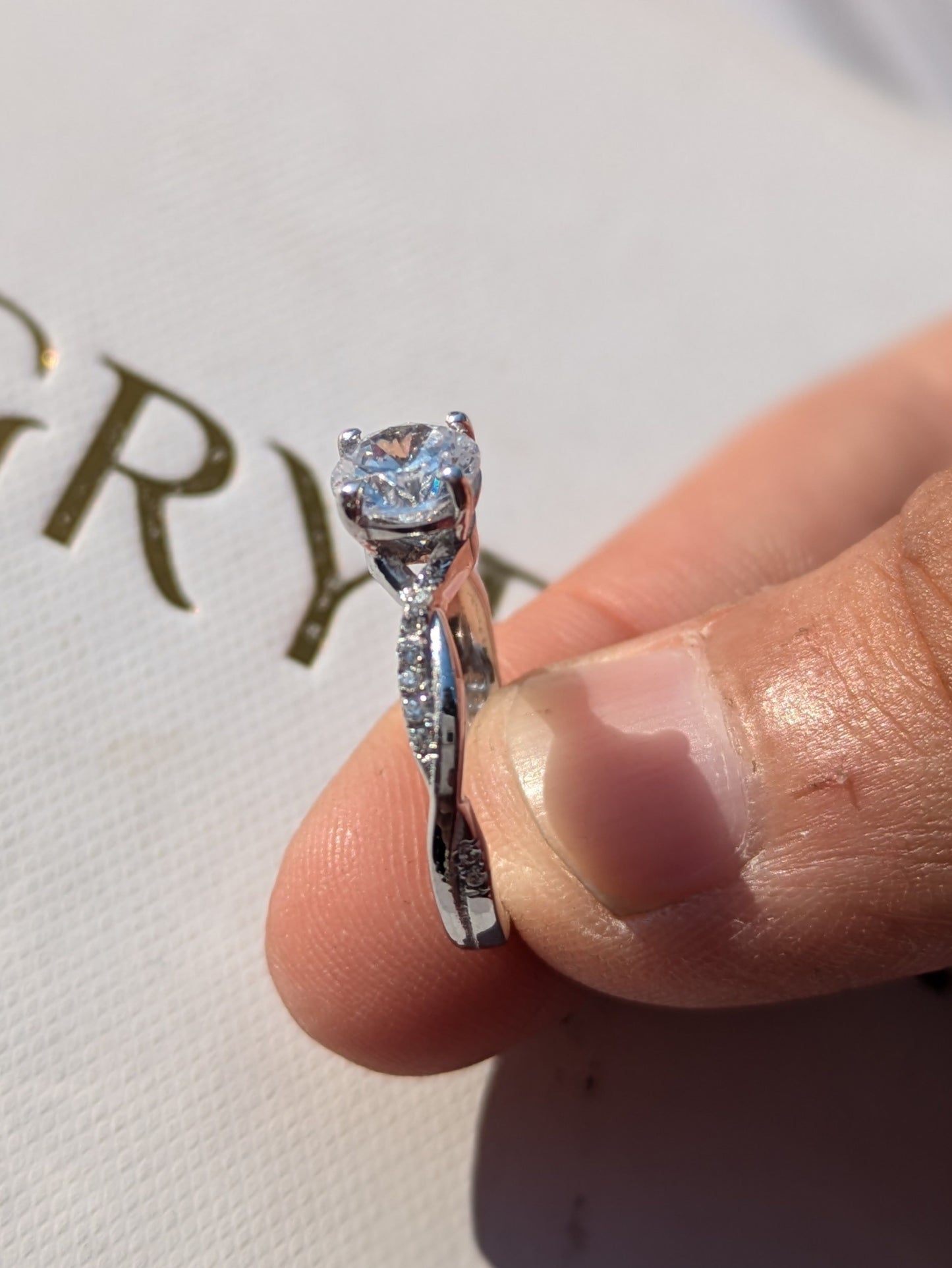 Juvia Silver Solitaire Ring