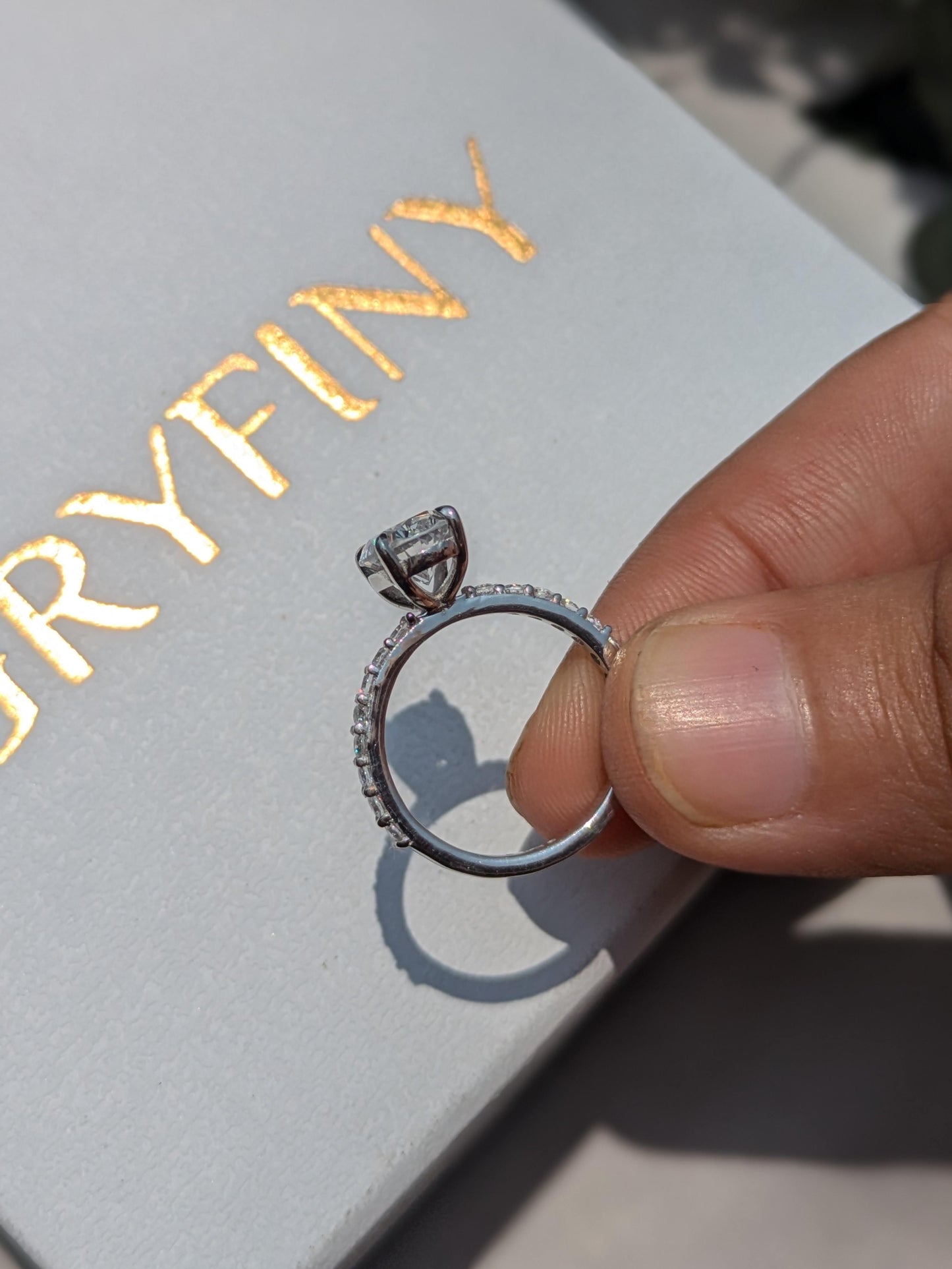 Laris Small Oval Solitaire Silver Ring