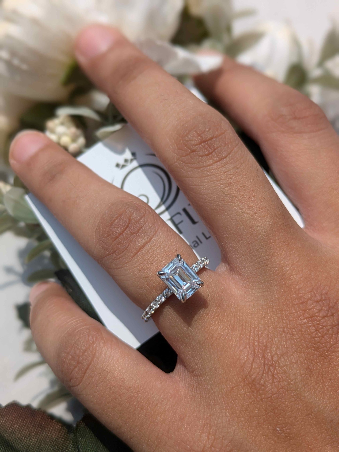 Remi Small Emerald Solitaire Silver Ring