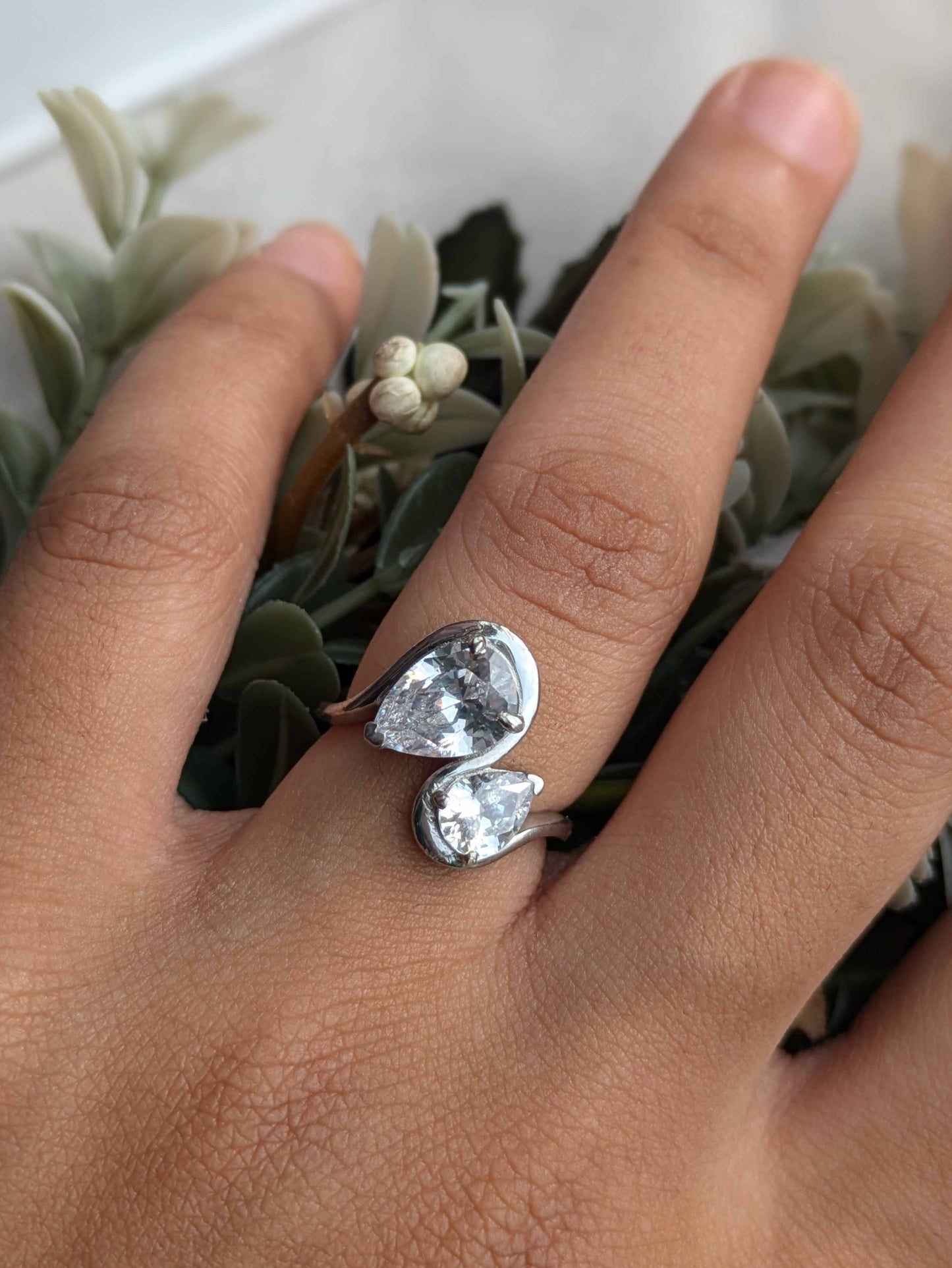 Pear Toi Et Moi Solitaire Silver Ring