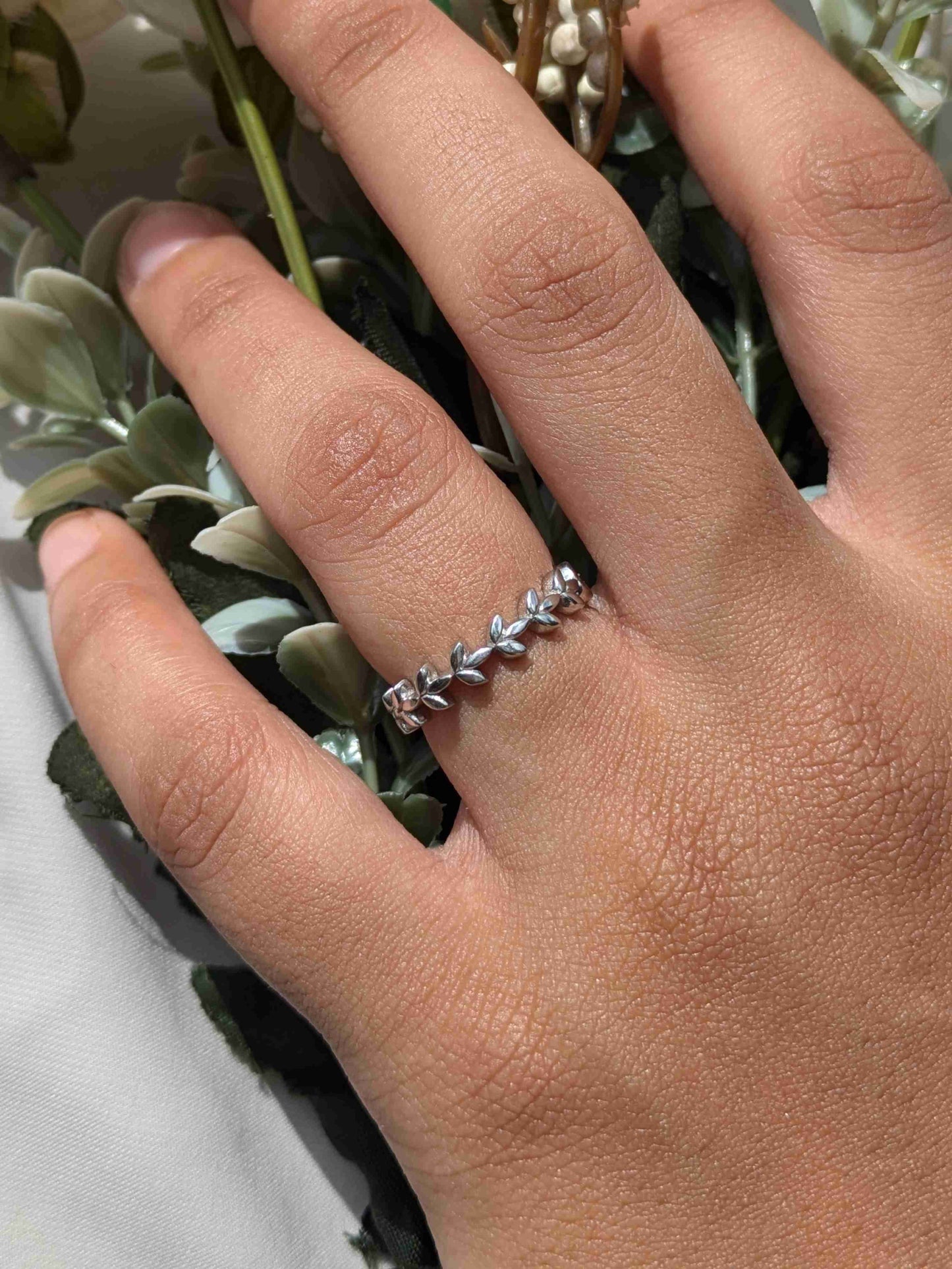 Clover Leaf Silver Stackable Ring