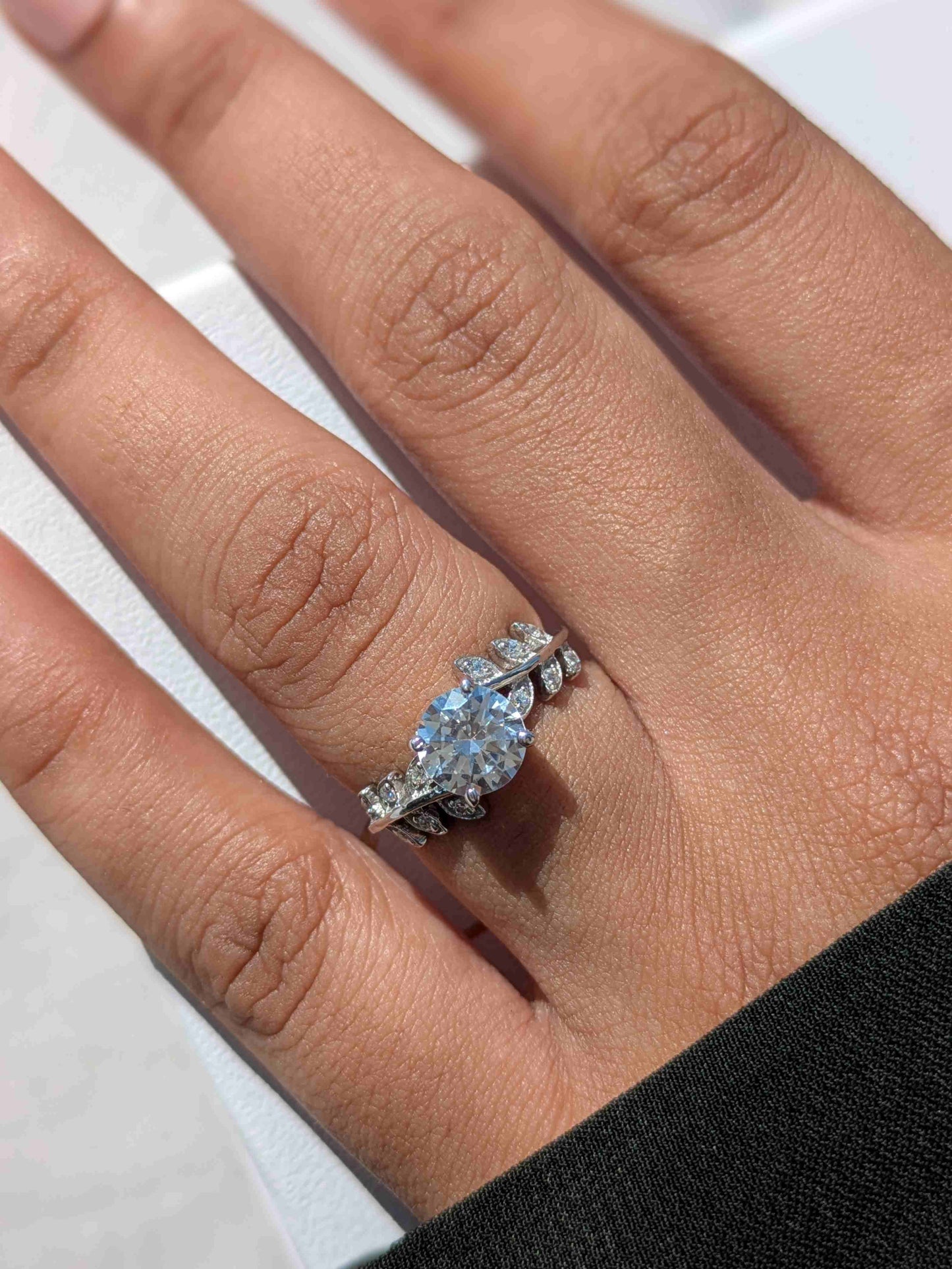 Celeby Floral Shank Silver Solitaire Ring