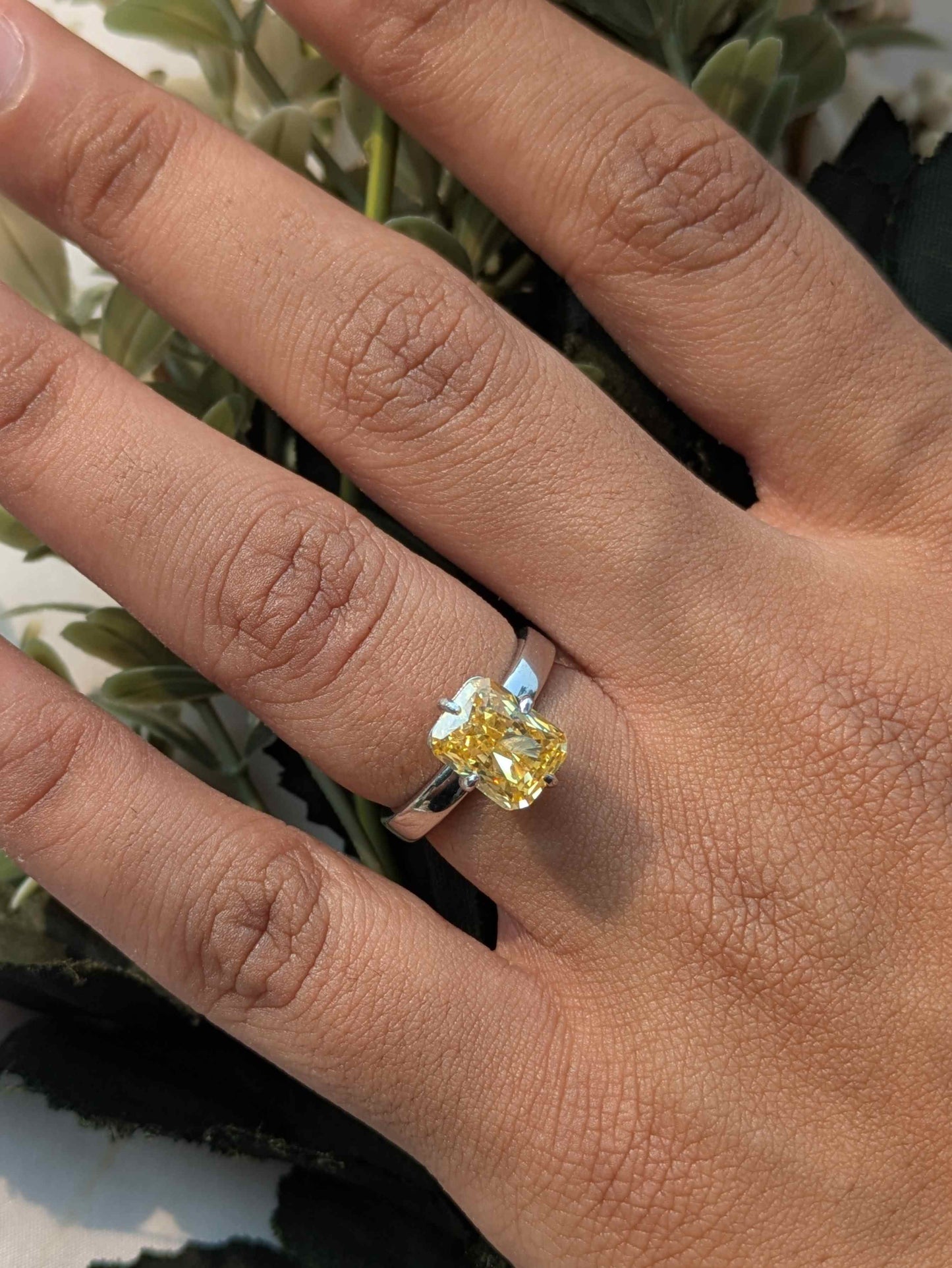 Yellow Radaint Ice Crushed Silver Solitaire Ring For Women