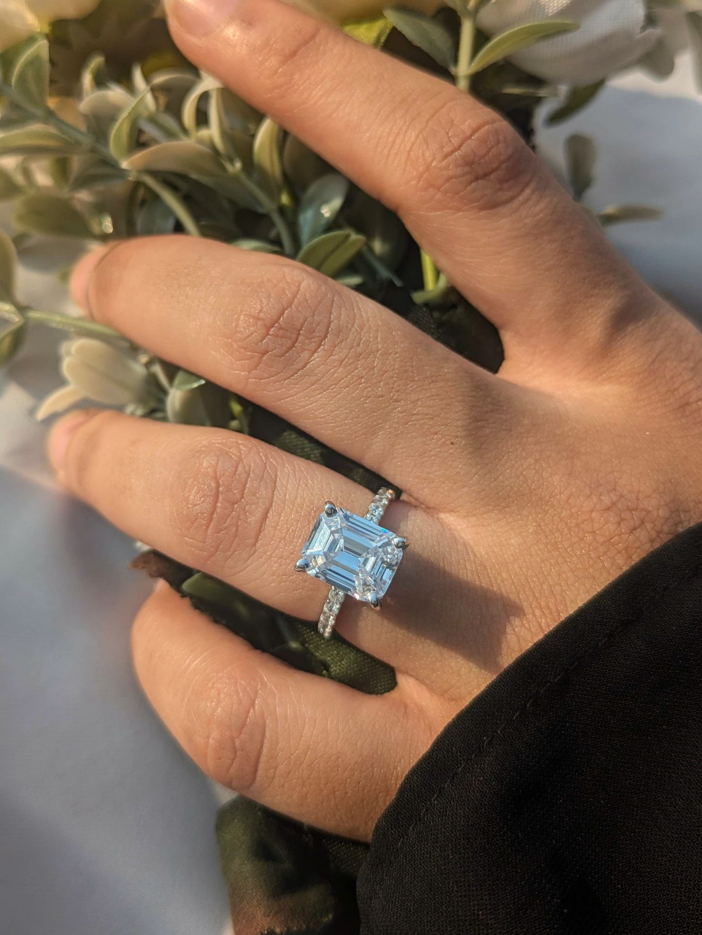 Lara Emerald Solitaire Silver Ring