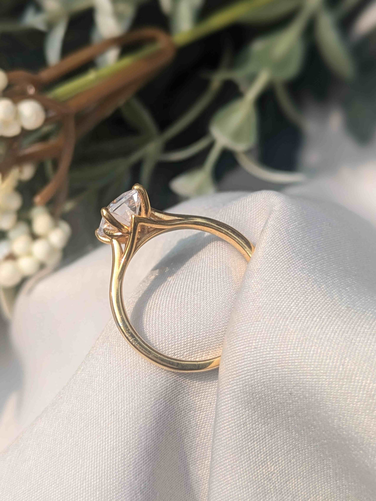 1.6Ct Erza Silver Emerald Solitaire Ring