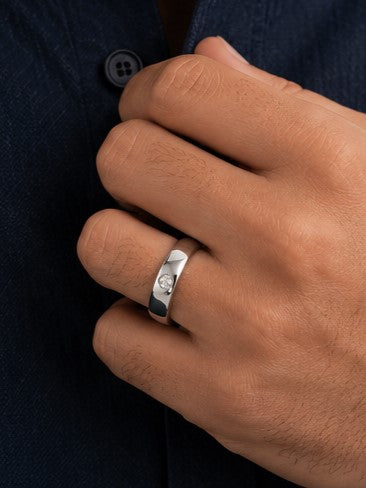 Round Bezel Silver Ring Band For Men