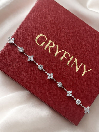 Star & Round Silver Chain Bracelet For Women (Adjustable upto 7 inch)