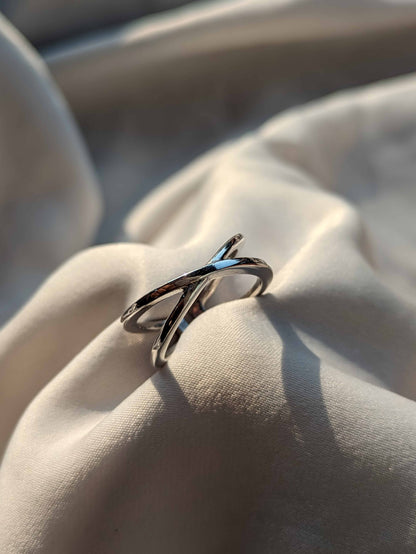 Everly Silver Classy Cross Ring