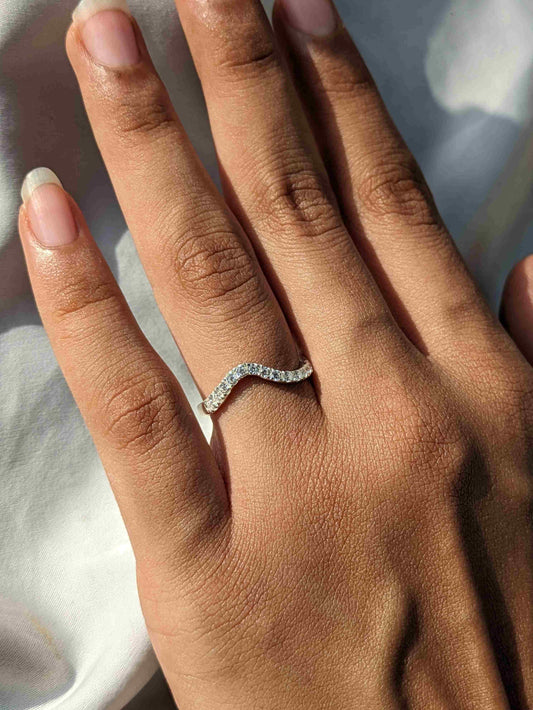 Irene Silver Twist Minimal Ring