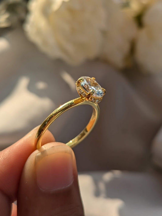 1.3Ct Quinn Silver Oval Diamond Ring