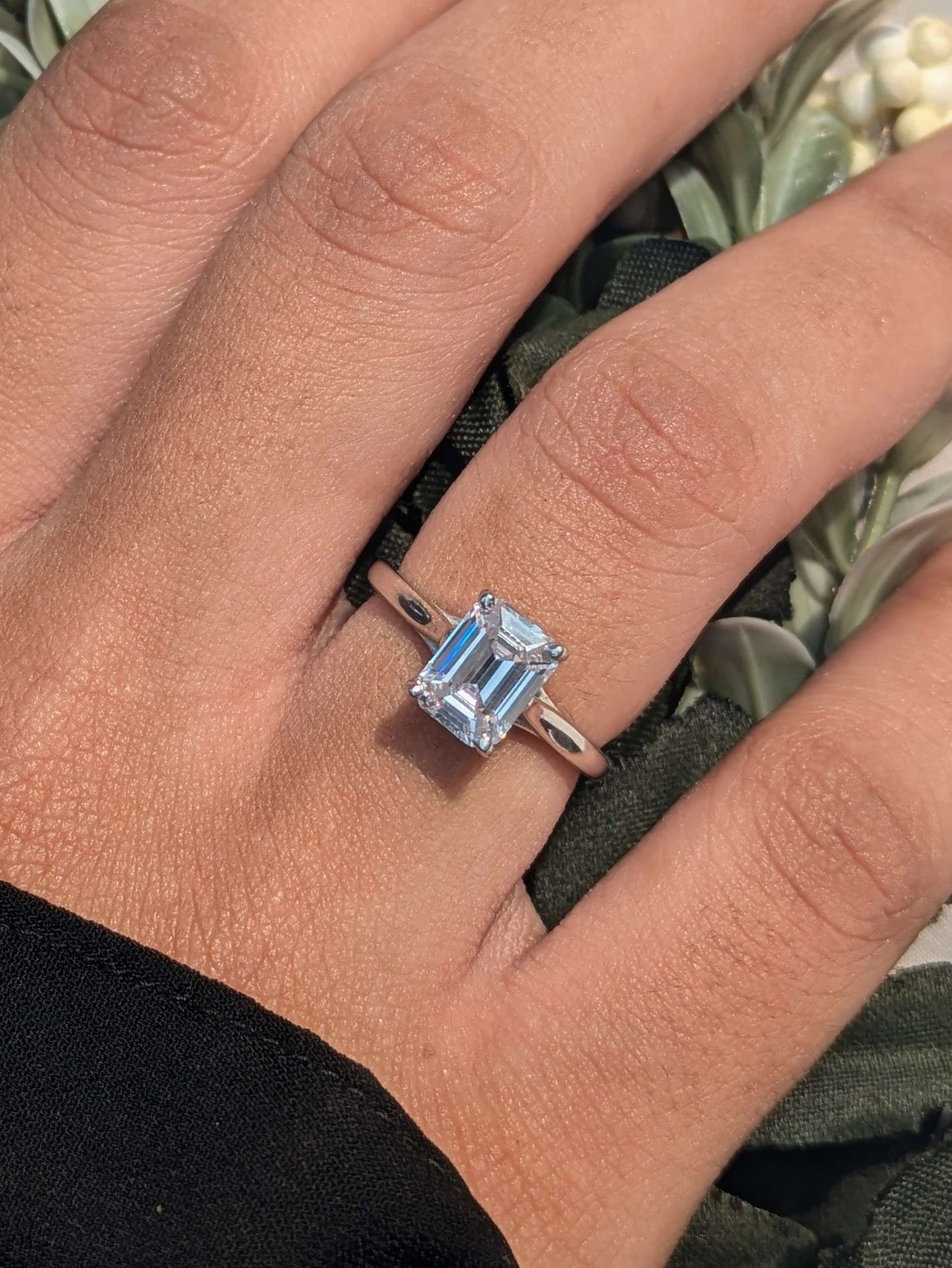 Erza Silver Emerald Solitaire Ring
