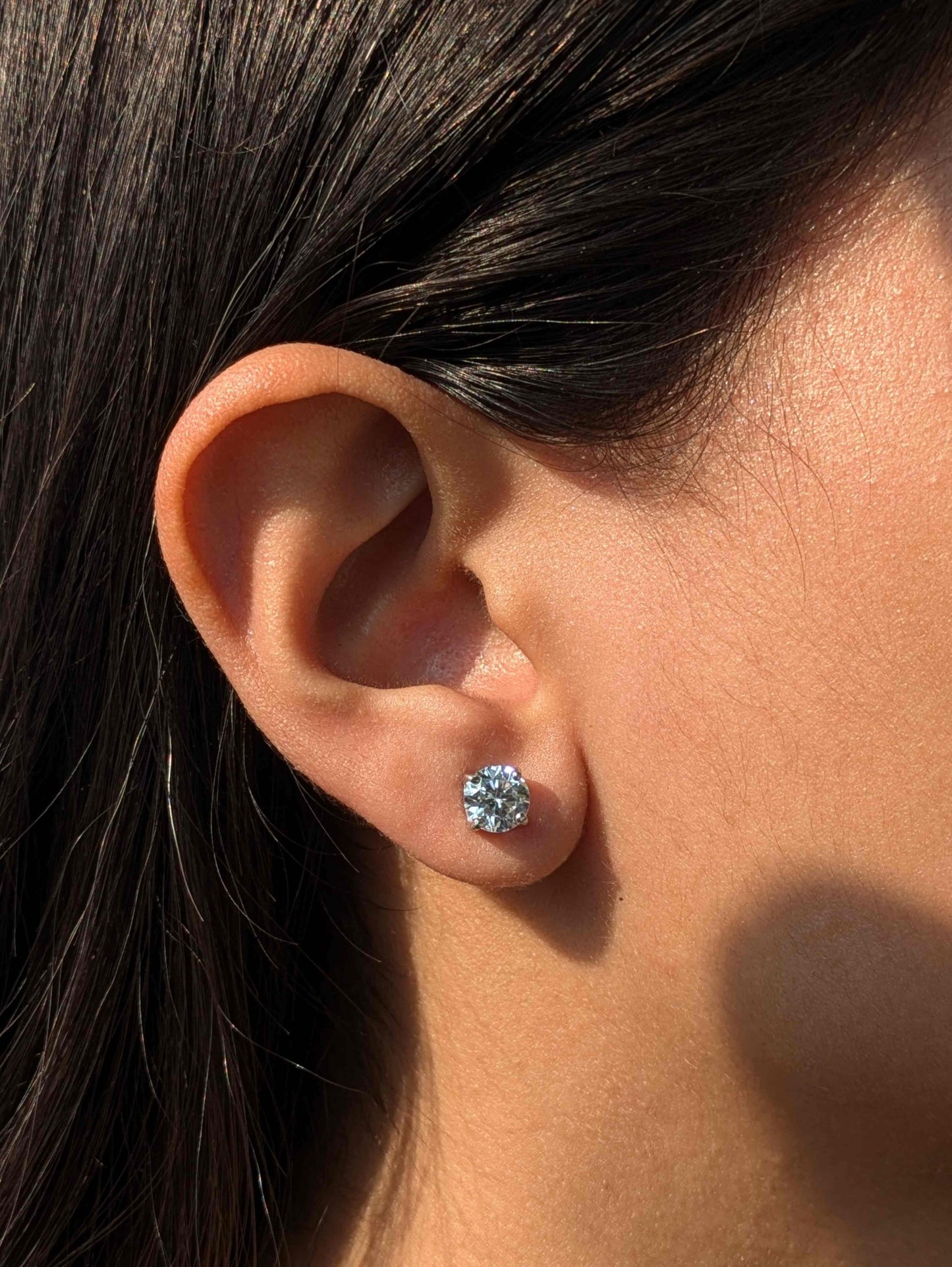 Round Stud Silver Earring