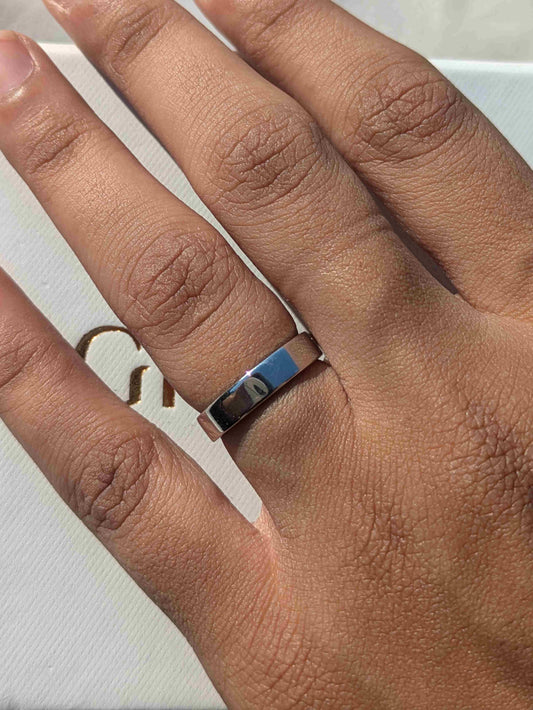 Classic 4 mm Thick Silver Band