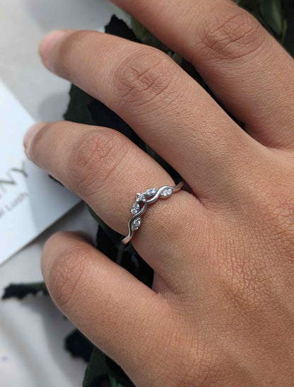 Sylphy Crown Silver Stackable Ring