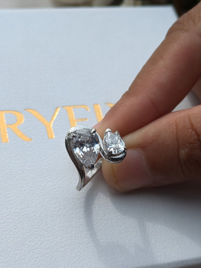 Pear Toi Et Moi Solitaire Silver Ring