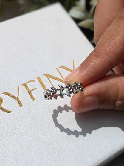 Clover Leaf Silver Stackable Ring