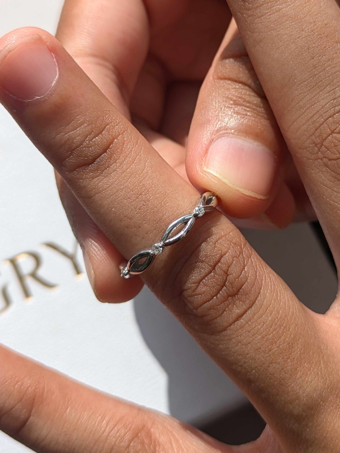Eterna Infy Round Silver Stackable Ring