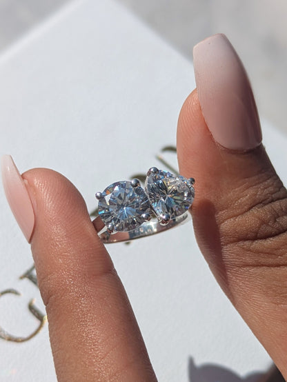 Heart & Round Toi Et Moi Solitaire Silver Ring