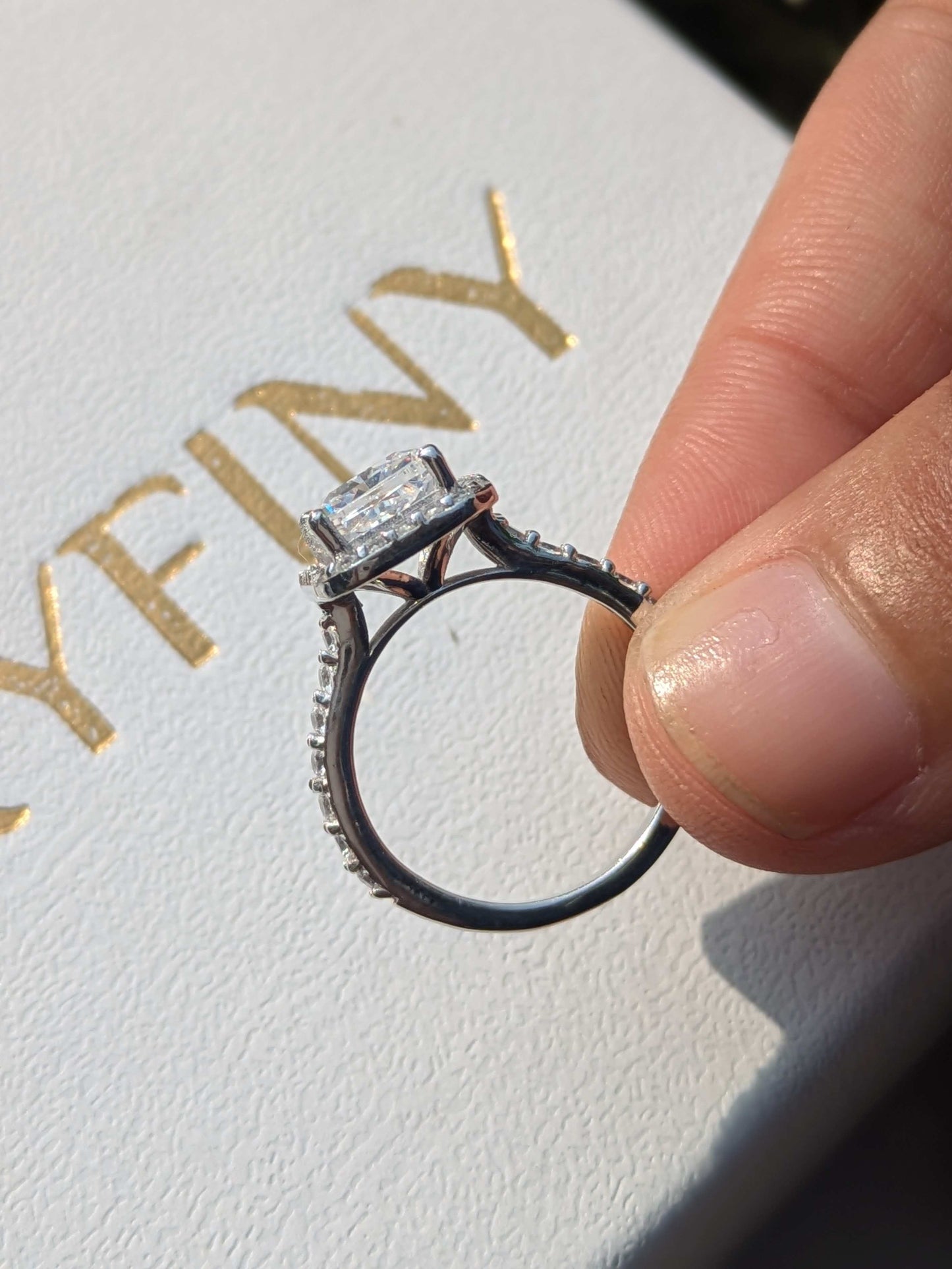 Radaint Ice Crushed Silver Halo Solitaire Ring For Women