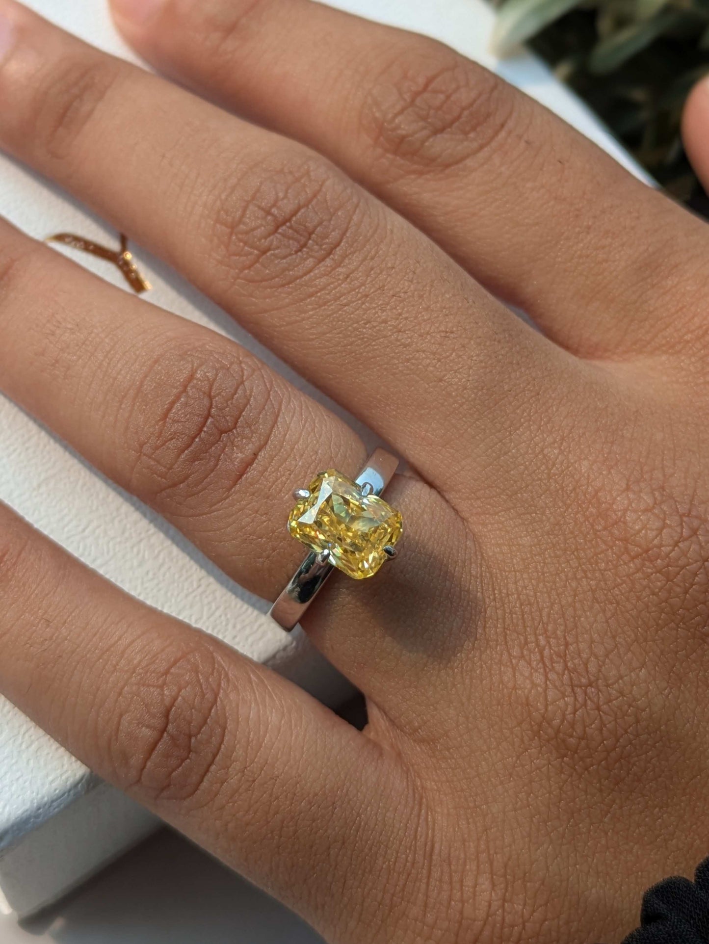 Yellow Radaint Ice Crushed Silver Solitaire Ring For Women