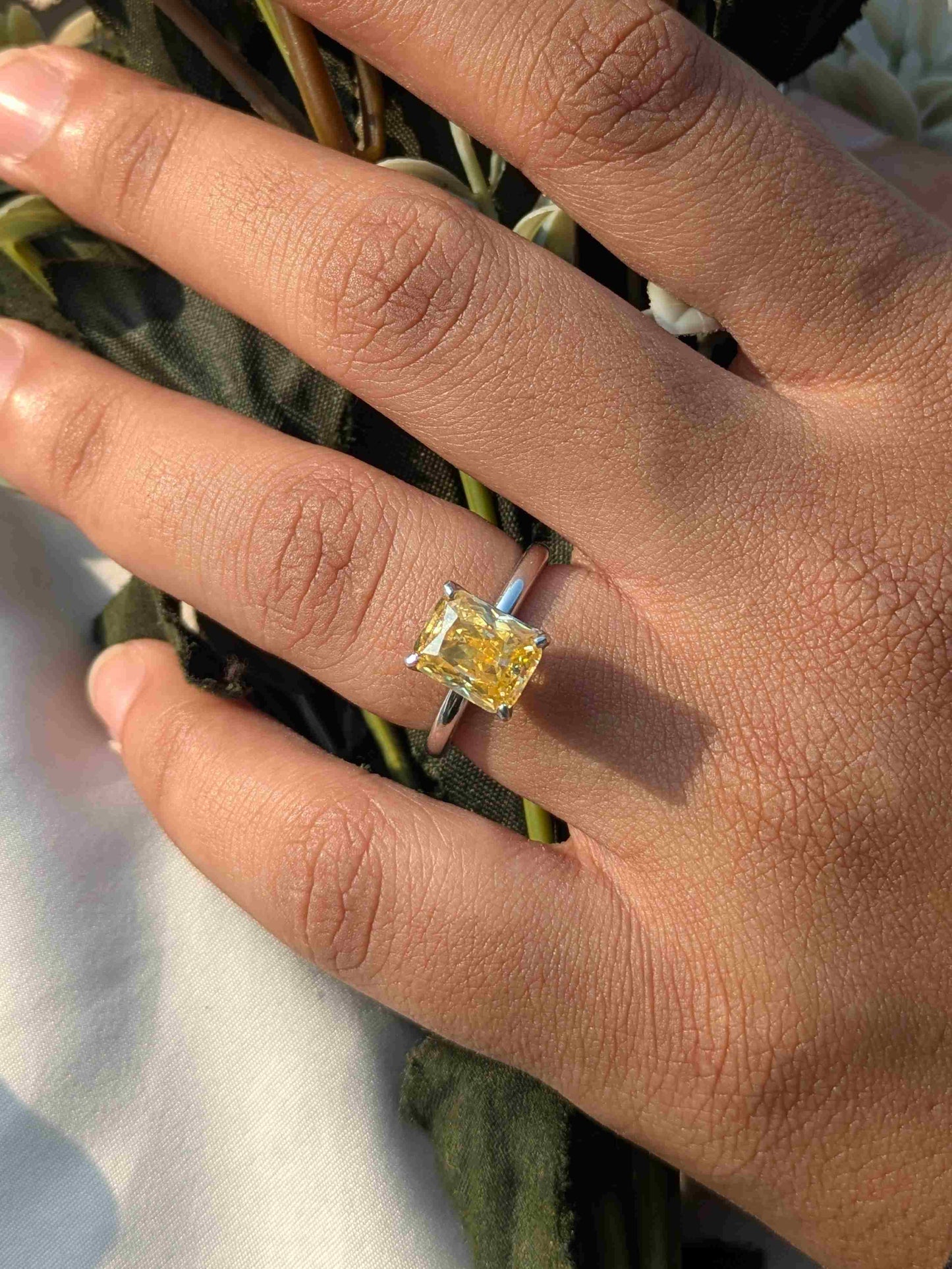 2.5Ct Yellow Ice Crushed Petal Silver Ring For Women