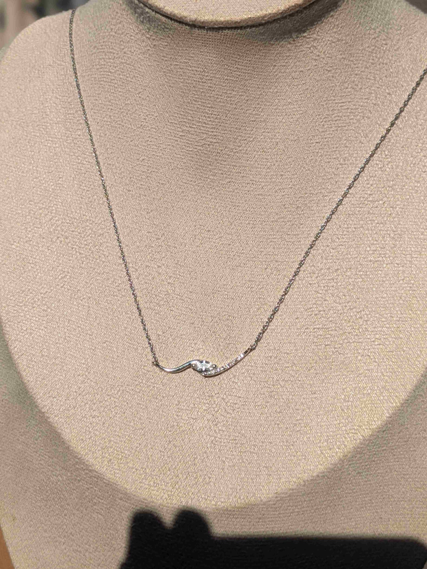 Curve Marquise Silver Necklace