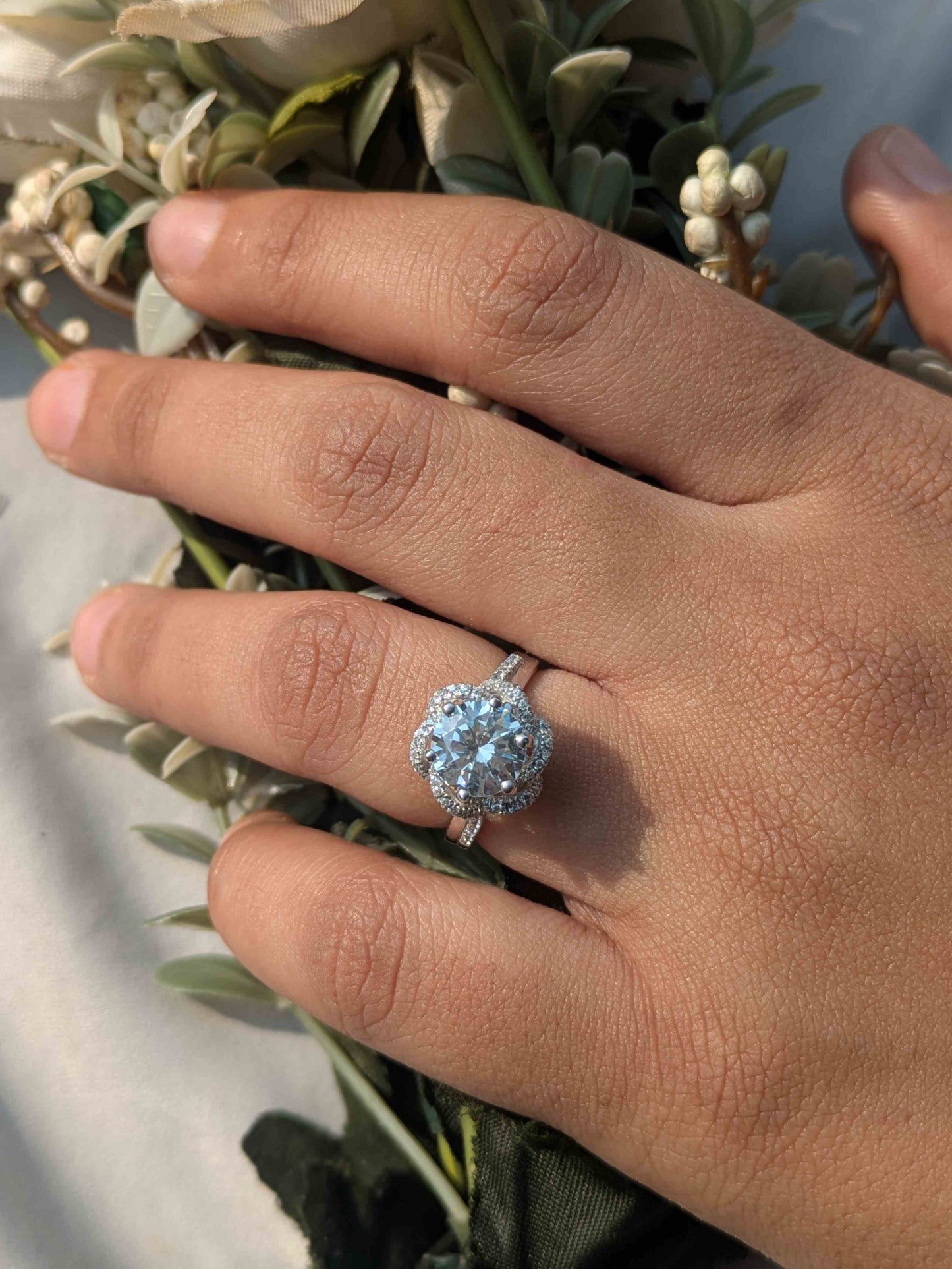 2Ct Cynthia Luxe Round Solitaire Silver Ring For Women