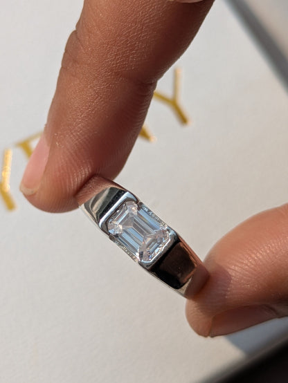 1 Ct Emerald Open Bezel Silver Engagement Ring For Men