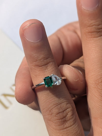 1.0Ct Green Emerald & Pear Toi Et Moi Solitaire Silver Ring