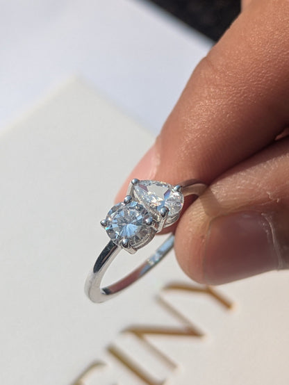 1.0Ct Pear & Round Toi Et Moi Solitaire Silver Ring