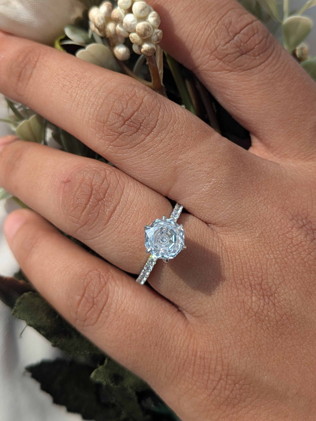 2Ct White Rose Cut Blossom Silver Solitare Ring For Women
