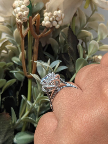 2Ct White Rose Cut Cynthia Luxe Round Solitaire Silver Ring For Women