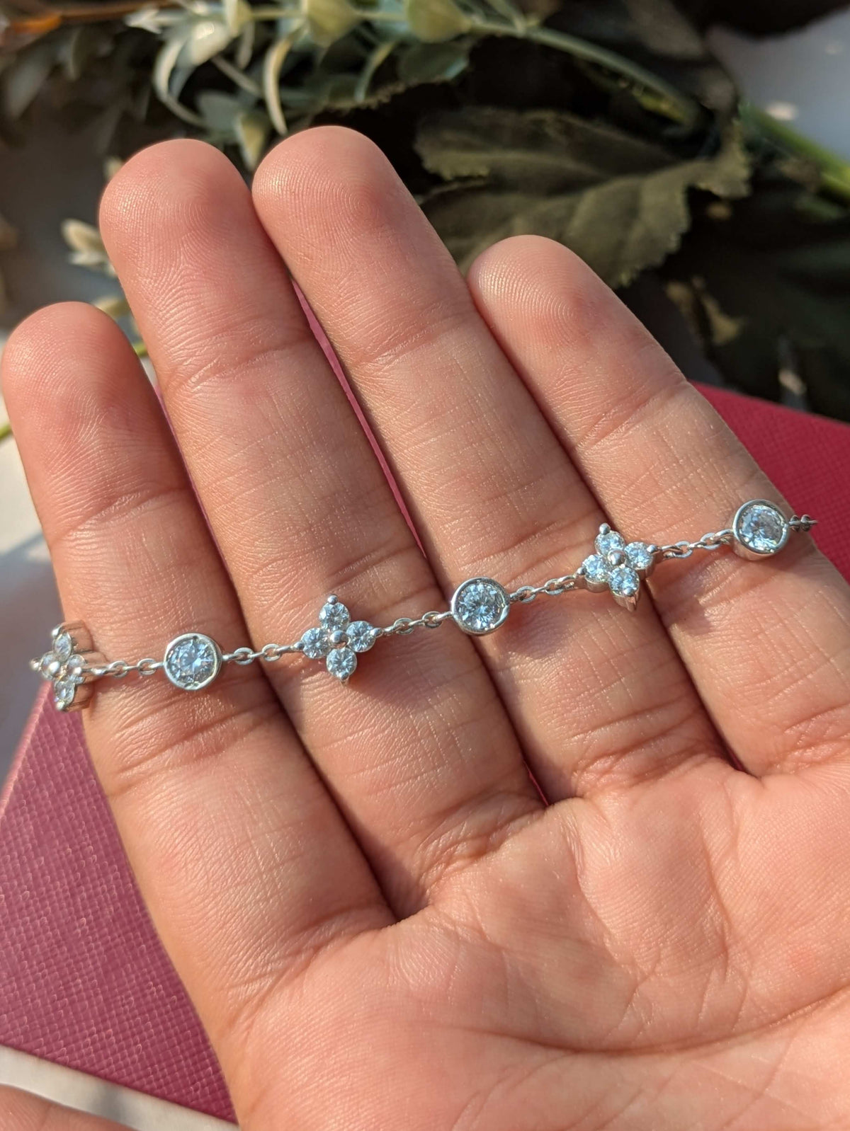Star & Round Silver Chain Bracelet For Women (Adjustable upto 7 inch)